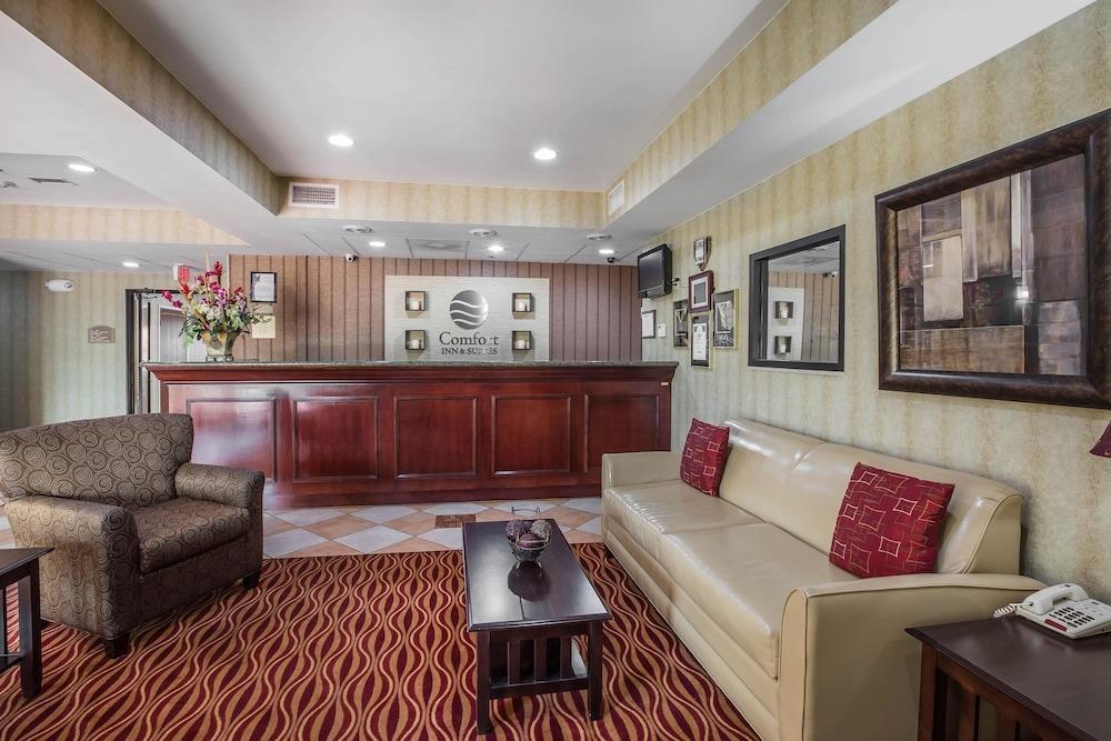 Comfort Inn & Suites Гриффин Экстерьер фото