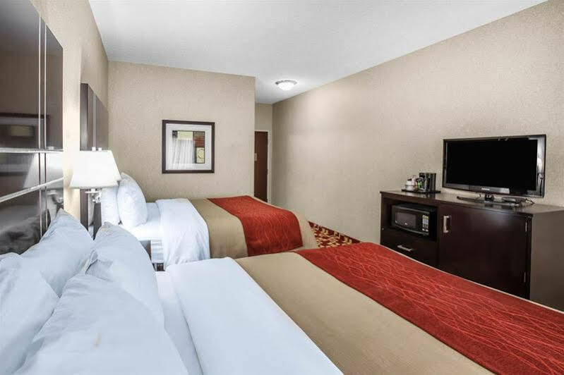 Comfort Inn & Suites Гриффин Экстерьер фото