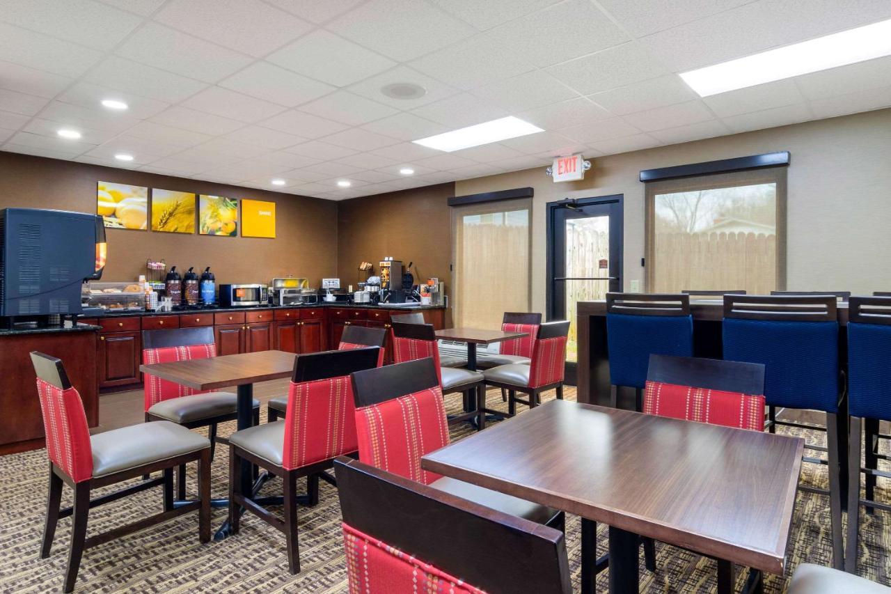 Comfort Inn & Suites Гриффин Экстерьер фото